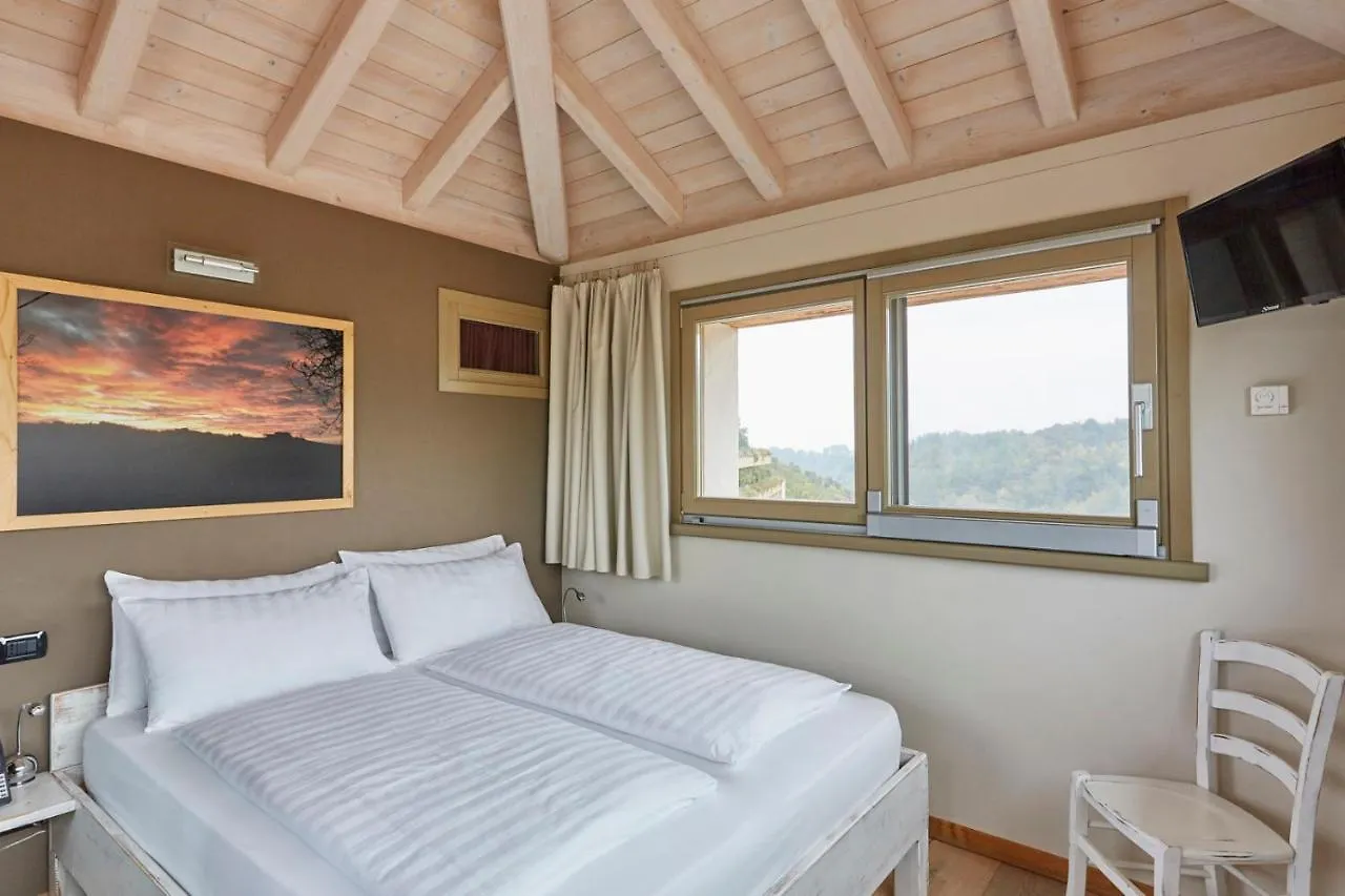 Agriturismo Alba Del Borgo Fidenza Italy