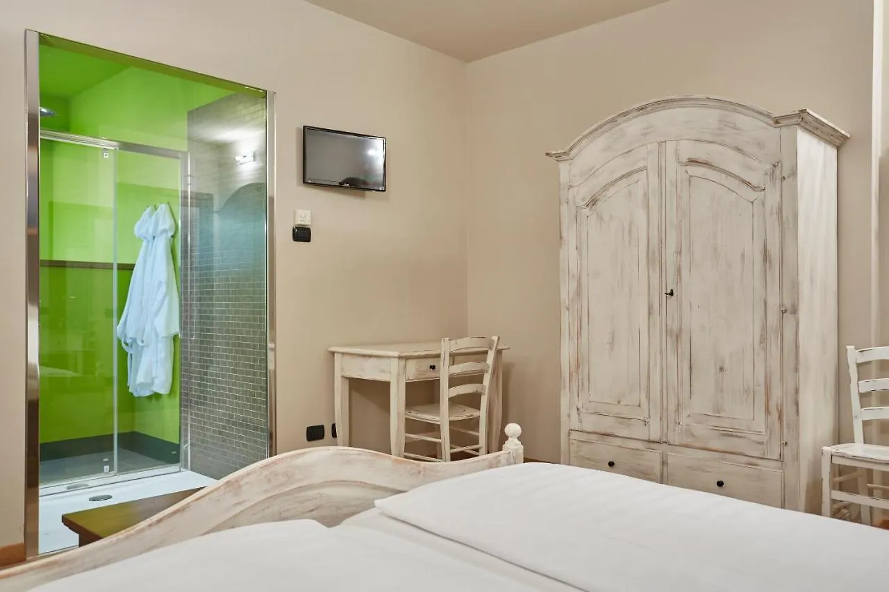 Agriturismo Alba Del Borgo Fidenza 0*,  Italy