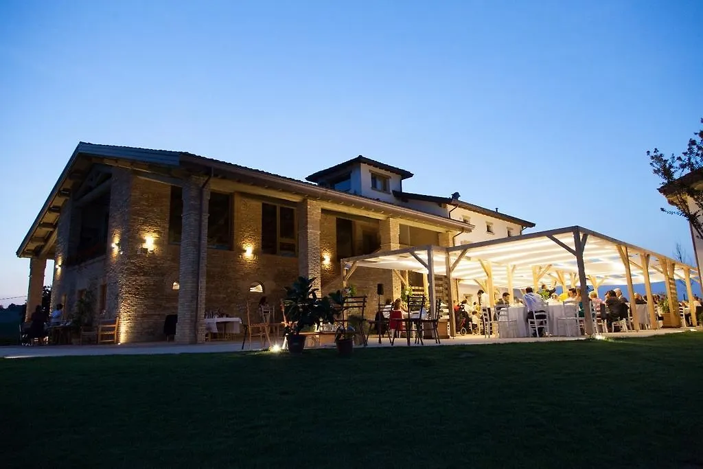 Farm stay Agriturismo Alba Del Borgo Fidenza Italy